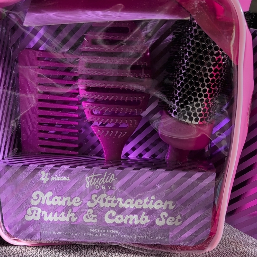 Studio Dry Mane Attraction Brush & Comb Set - Vibrant Pink
